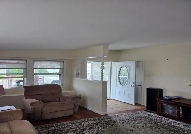 Listing Photo 5 - Condo for sale in building located at 69 Dogwood Ln, Brookhaven, NY 11949