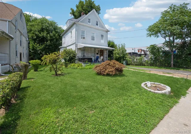 Photo 3 of Single family home for sale at 130 Smith St, Rye Town, NY 10573 | MLS# 1031988 | Listing updated on 2026-08-29