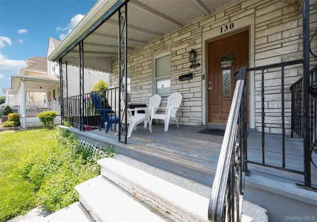 Photo 3 of Single family home for sale at 130 Smith St, Rye Town, NY 10573 | MLS# 1031988 | Listing updated on 2026-08-29