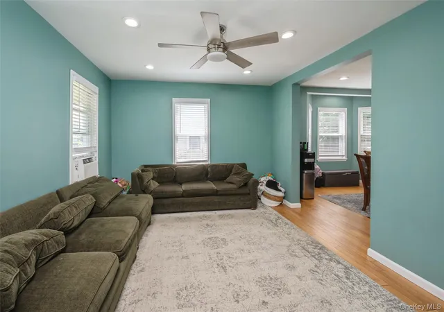Photo 4 of Single family home for sale at 130 Smith St, Rye Town, NY 10573 | MLS# 1031988 | Listing updated on 2026-08-29