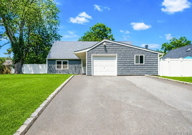 Photo 1 of Sale Pending at 150 Serpentine Ln, Islip, NY 11749 | MLS# 1032018 | Listing updated on 2026-09-01