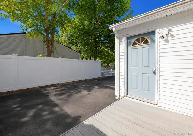 Photo 4 of Sale Pending at 117 Selden Blvd, Brookhaven, NY 11720 | MLS# 1032034 | Listing updated on 2026-09-30