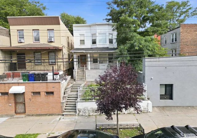 Multi family home for sale at 4412 Bronx Blvd, New York, NY 10470 | MLS# 1032037