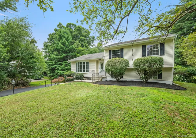 Photo 3 of Sale Pending at 9 Barnes Dr, Wappinger, NY 12590 | MLS# 1032052 | Listing updated on 2026-08-18