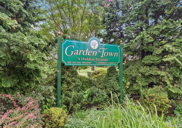 Photo 1 of Condo for sale at 1195 E Broadway #L21, Hempstead, NY 11557 | MLS# 1032061 | Listing updated on 2026-09-17