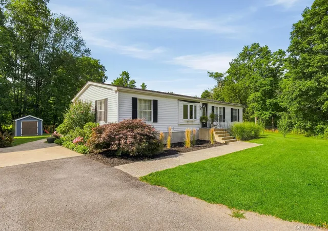 Photo 3 of Sale Pending at 176 County Route 17, Crawford, NY 12566 | MLS# 1032066 | Listing updated on 2026-09-04