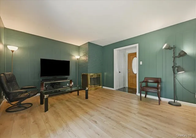 Photo 3 of Sale Pending at 66 N Emerson Ave, Babylon, NY 11726 | MLS# 1032078 | Listing updated on 2026-09-29