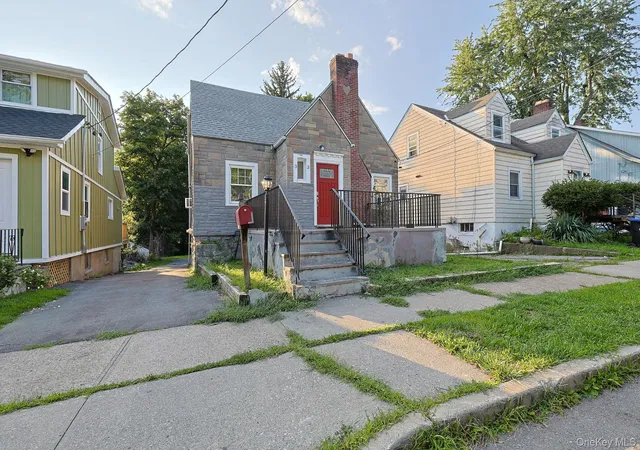 2nd image of 33 Fitchett St, Poughkeepsie, NY 12601 | MLS# 1032080