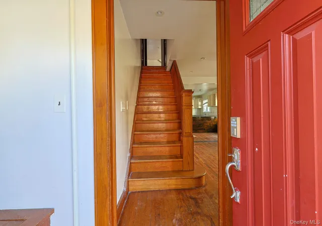 4th image of 33 Fitchett St, Poughkeepsie, NY 12601 | MLS# 1032080