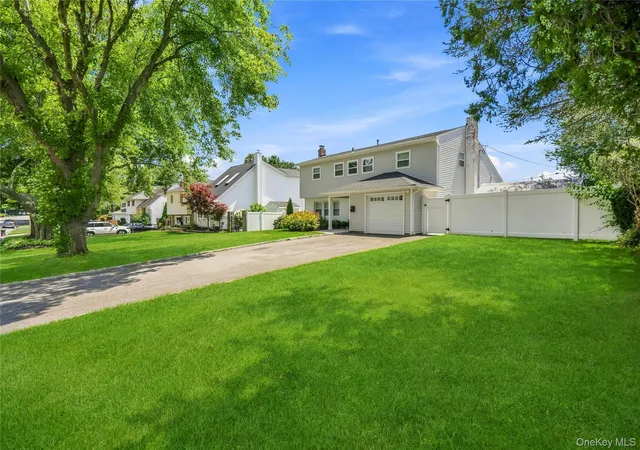 1st image of 14 Elder Dr, Smithtown, NY 11725 | MLS# 1032087