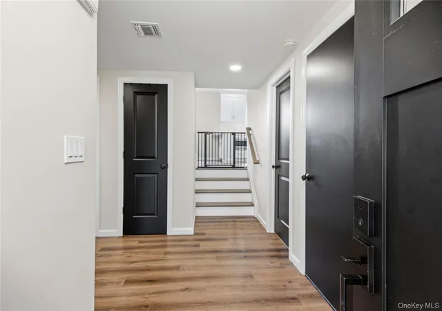 4th image of 14 Elder Dr, Smithtown, NY 11725 | MLS# 1032087