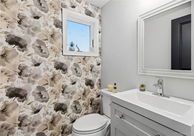 5th image of 14 Elder Dr, Smithtown, NY 11725 | MLS# 1032087