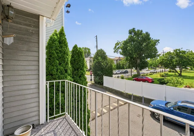 Photo 4 of Single family home for sale at 110 Vogel Loop, New York, NY 10314 | MLS# 1032088 | Listing updated on 2026-09-15