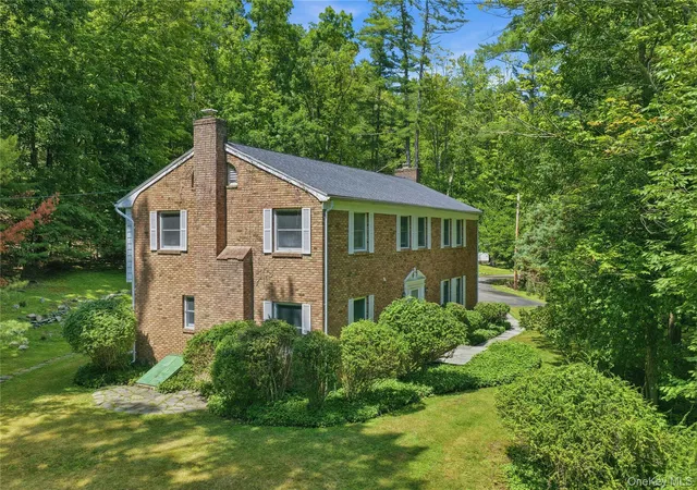 Photo 1 of Single family home for sale at 2320 Glasco Turnpike, Woodstock, NY 12498 | MLS# 1032089 | Listing updated on 2026-09-24