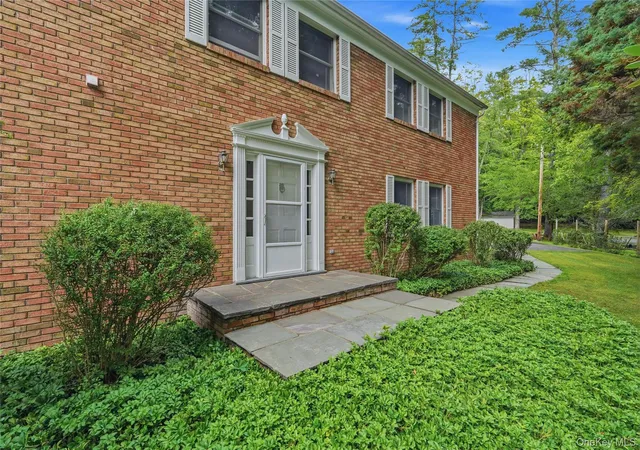 Photo 2 of Single family home for sale at 2320 Glasco Turnpike, Woodstock, NY 12498 | MLS# 1032089 | Listing updated on 2026-09-24