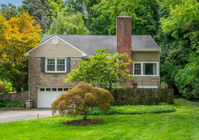 1st image of 1108 Post Rd, Scarsdale, NY 10583 | MLS# 1032104