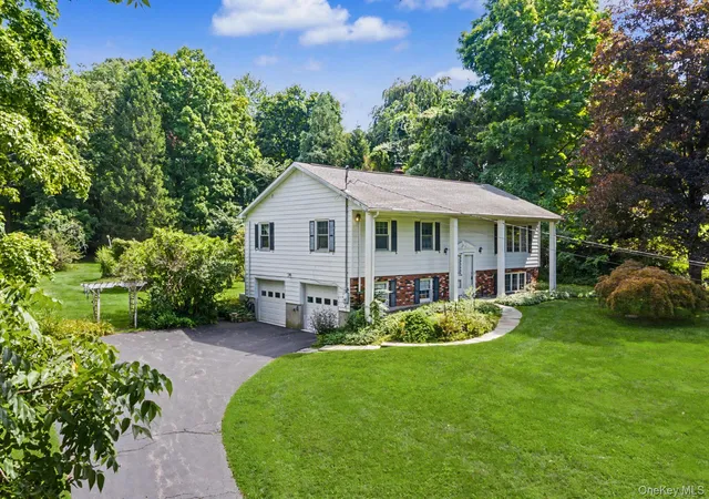 Photo 1 of Sale Pending at 1564 Old Baldwin Rd, Yorktown, NY 10598 | MLS# 1032148 | Listing updated on 2026-10-07