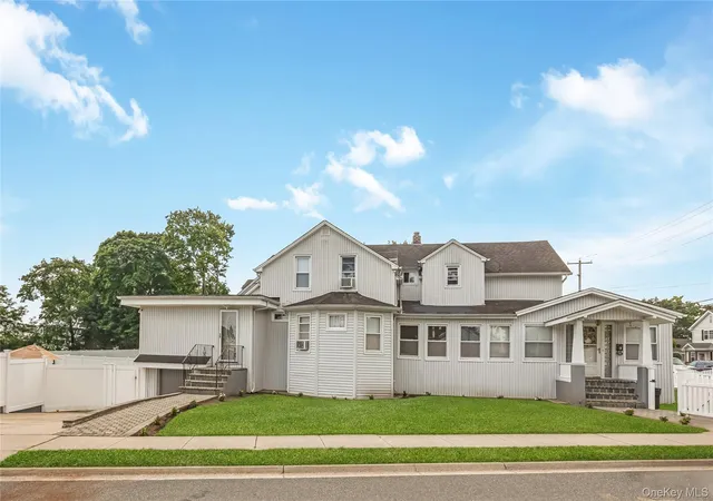 1st image of 38 Wall St, Babylon, NY 11735 | MLS# 1032242