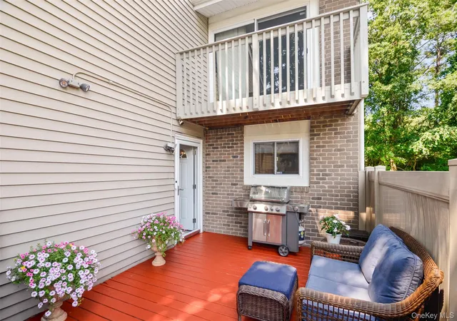 Photo 3 of Sale Pending at 236 Springmeadow Dr #B, Islip, NY 11741 | MLS# 1032249 | Listing updated on 2026-08-14