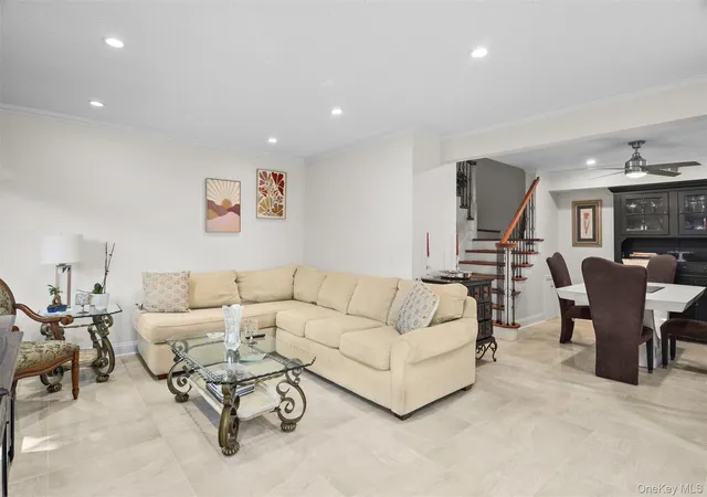 Listing Photo 5 - Condo for sale in building located at 236 Springmeadow Dr, Islip, NY 11741 - Unit #B