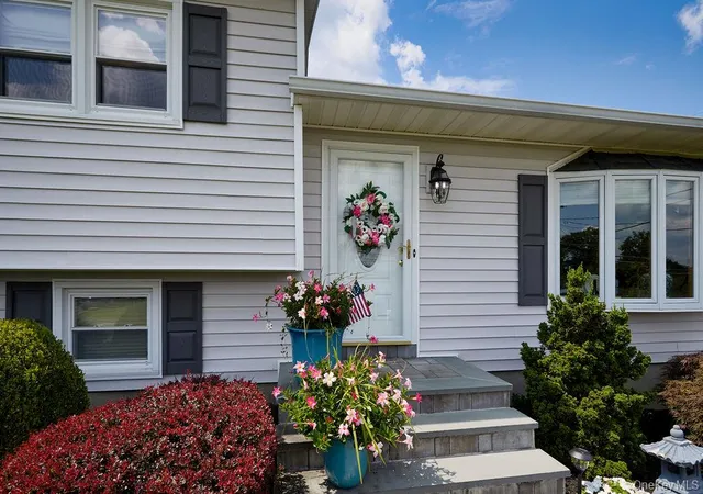 2nd image of 8 Carroll Dr, Wappinger, NY 12590 | MLS# 1032277