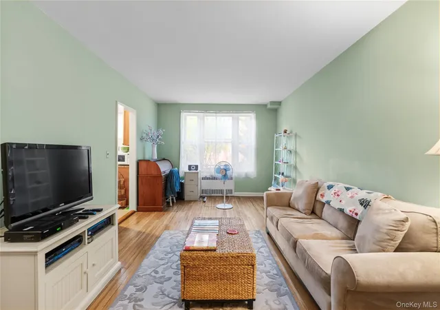 Photo 3 of House for sale at 2 Overlook Rd #1B6, White Plains, NY 10605 | MLS# 1032289 | Listing updated on 2026-08-29