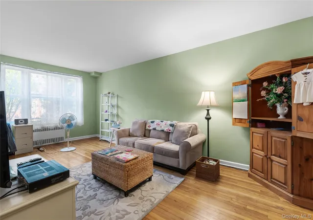 Photo 5 of House for sale at 2 Overlook Rd #1B6, White Plains, NY 10605 | MLS# 1032289 | Listing updated on 2026-08-29