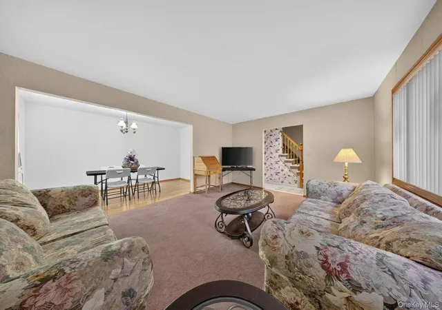 4th image of 1769 W End Ave, North Hempstead, NY 11040 | MLS# 1032293
