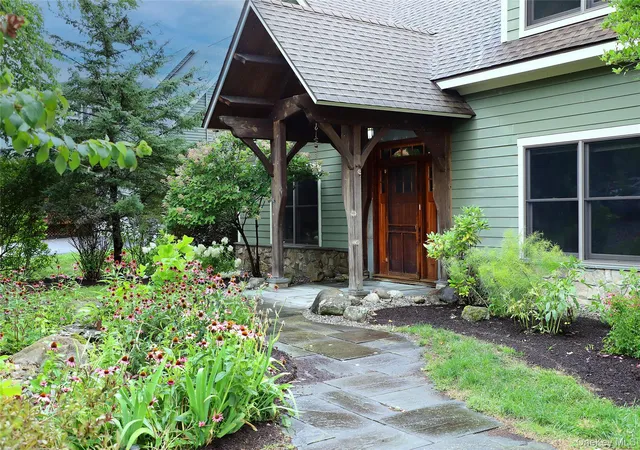 2nd image of 5 Prospect St, Rhinebeck, NY 12572 | MLS# 1032296