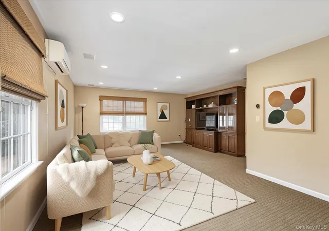 Photo 4 of Single family home for sale at 73 Revere Rd, North Hempstead, NY 11577 | MLS# 1032326 | Listing updated on 2026-09-18