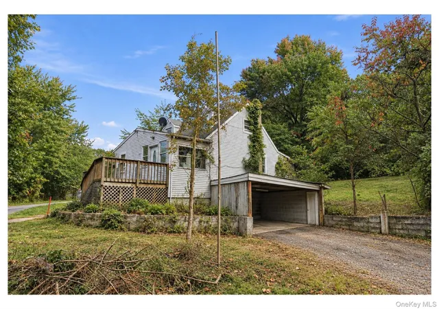 Photo 4 of Single family home for sale at 933 South St, Plattekill, NY 12528 | MLS# 1032331 | Listing updated on 2026-09-20