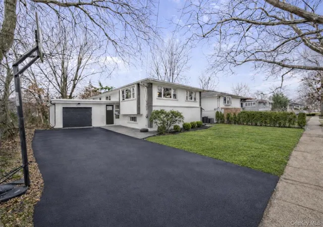 2nd image of 1016 Westwood Rd, Hempstead, NY 11598 | MLS# 1032336