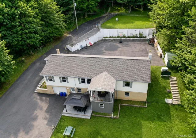 3rd image of 274 Grey Rd, Fallsburg, NY 12779 | MLS# 1032386
