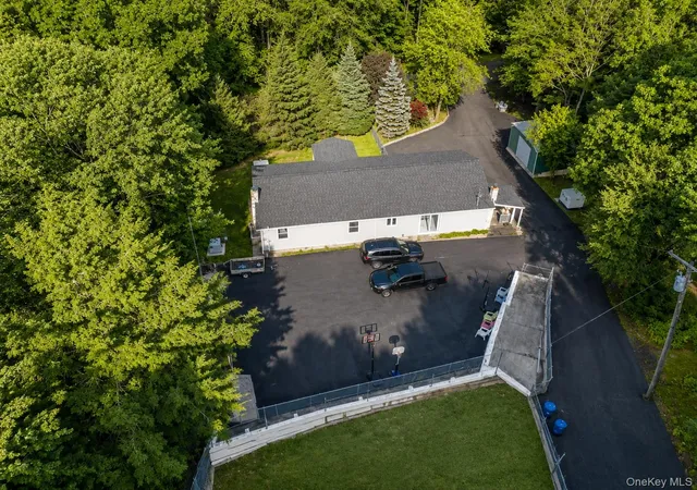 4th image of 274 Grey Rd, Fallsburg, NY 12779 | MLS# 1032386