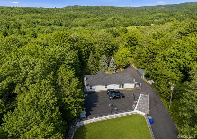 5th image of 274 Grey Rd, Fallsburg, NY 12779 | MLS# 1032386