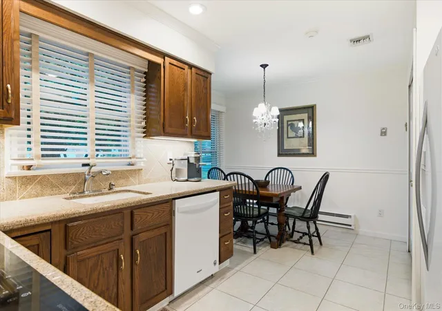 Listing Photo 4 - Condo for sale in building located at 18 Chippendale Dr, Brookhaven, NY 11766