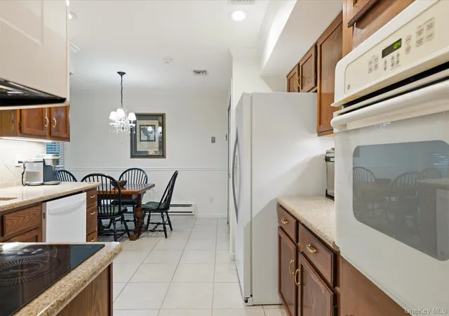 Listing Photo 5 - Condo for sale in building located at 18 Chippendale Dr, Brookhaven, NY 11766