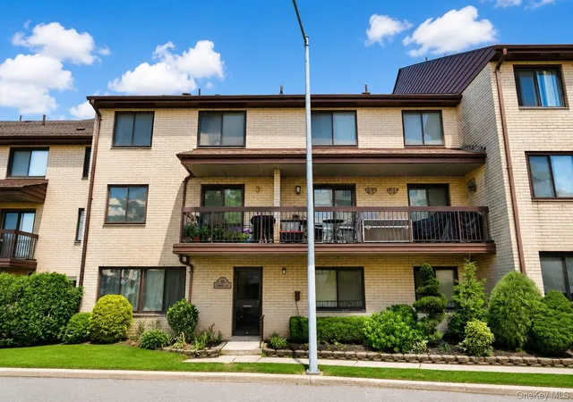 Photo 1 of Condo for sale at 10 Windham Loop #1B, New York, NY 10314 | MLS# 1032401 | Listing updated on 2026-08-30