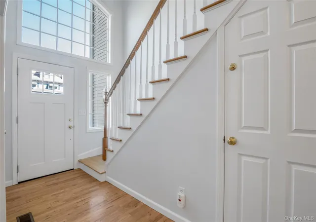 Photo 4 of Sale Pending at 40 Brook St, Mount Kisco, NY 10549 | MLS# 1032413 | Listing updated on 2026-08-27