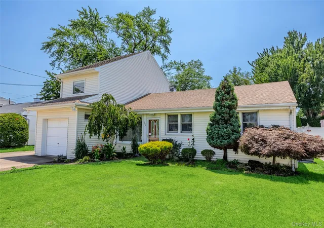 Photo 1 of Single family home for sale at 79 Spruce Ln, Hempstead, NY 11581 | MLS# 1032418 | Listing updated on 2026-10-04