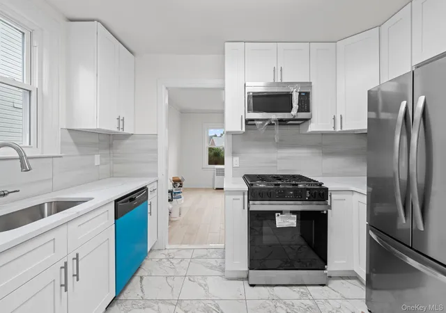 Photo 3 of Single family home for sale at 2 Fordham Pl, Hempstead, NY 11550 | MLS# 1032465 | Listing updated on 2026-09-06