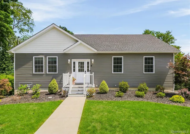 3rd image of 9 Overlook Ter, Montgomery, NY 12586 | MLS# 1032471