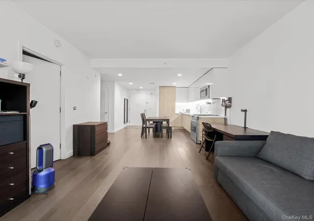 Photo 1 of Condo for sale at 13103 40th Road #11D, New York, NY 11354 | MLS# 1032481 | Listing updated on 2026-08-04