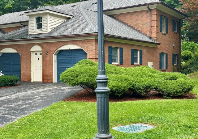 2nd image of 2 Westbrook Rd, Newburgh (town), NY 12550 | MLS# 1032493