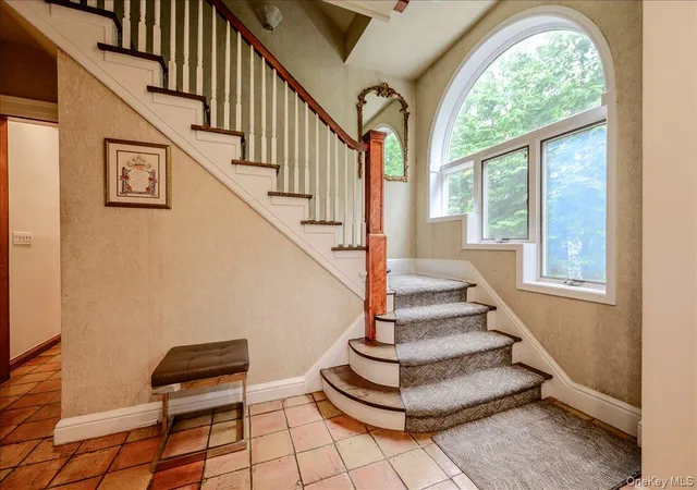 Photo 2 of Single family home for sale at 119 Pine St, Hempstead, NY 11598 | MLS# 1032495 | Listing updated on 2026-08-26