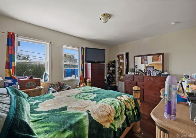 Photo 4 of House for sale at 825 E 224th Street #2, New York, NY 10466 | MLS# 1032517 | Listing updated on 2026-07-30