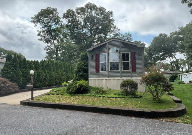 Photo 2 of Single family home for sale at 1661 Old Country Rd #84, Riverhead, NY 11901 | MLS# 1032525 | Listing updated on 2026-08-07
