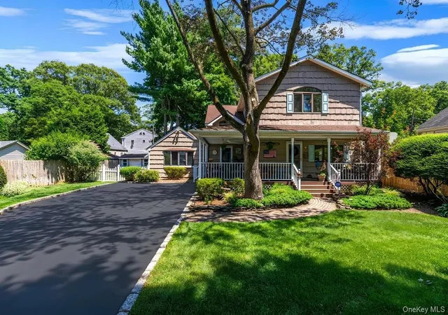 Photo 2 of Sale Pending at 24 Luther Pl, Huntington, NY 11746 | MLS# 1032536 | Listing updated on 2026-09-02
