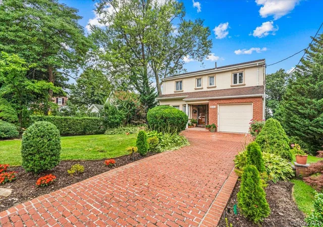 Photo 3 of Single family home for sale at 3850 Hillcrest Ave, New York, NY 11363 | MLS# 1032539 | Listing updated on 2026-08-30