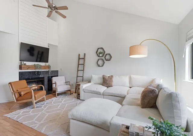 Photo 3 of Condo for sale at 230 Lakeside Dr, Lewisboro, NY 10590 | MLS# 1032550 | Listing updated on 2026-10-09